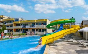 Hotel Glarus Beach& Aqua Park